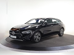 Mercedes-Benz CLA-klasse Shooting Brake - 180 Star Edition LIMITED | Stoelverwarming | Achteruitrijcamera | LED koplampen | MBUX |