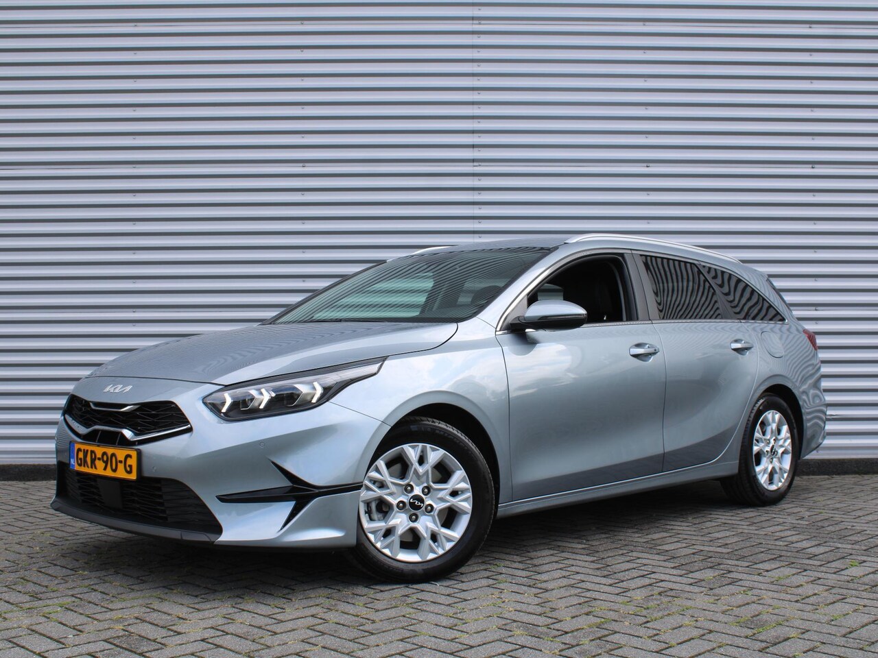 Kia Cee'd Sportswagon - Ceed 1.0 T-GDi DynamicPlusLine | Stoel- & stuurverwarming | Camera | LED | Navi | Elek. ac - AutoWereld.nl