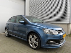 Volkswagen Polo - 1.2 TSI R-Line |Carplay|17''|Trekhaak|Dealer Onderhouden|Nwe Service