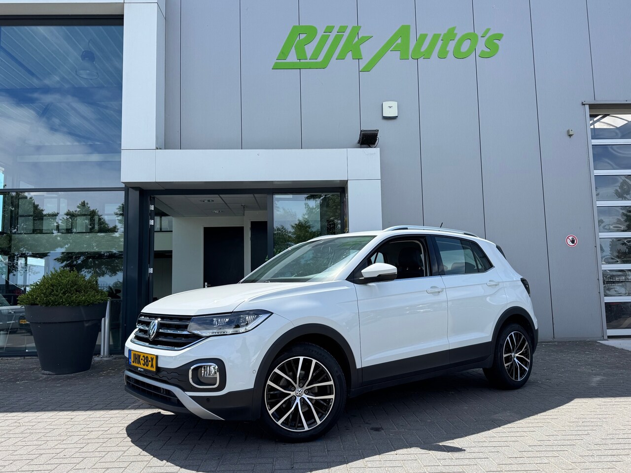 Volkswagen T-Cross - 1.0 TSI Style * Virtual Cockpit * Stoelverwarming * Carplay - AutoWereld.nl
