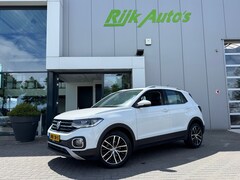 Volkswagen T-Cross - 1.0 TSI Style * Virtual Cockpit * Stoelverwarming * Carplay