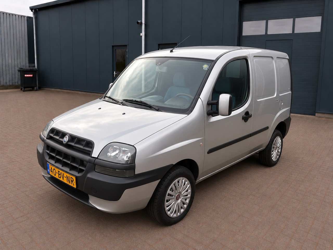 Fiat Doblò - 1.3 JTD SX rolstoel/scootmobiel auto - AutoWereld.nl