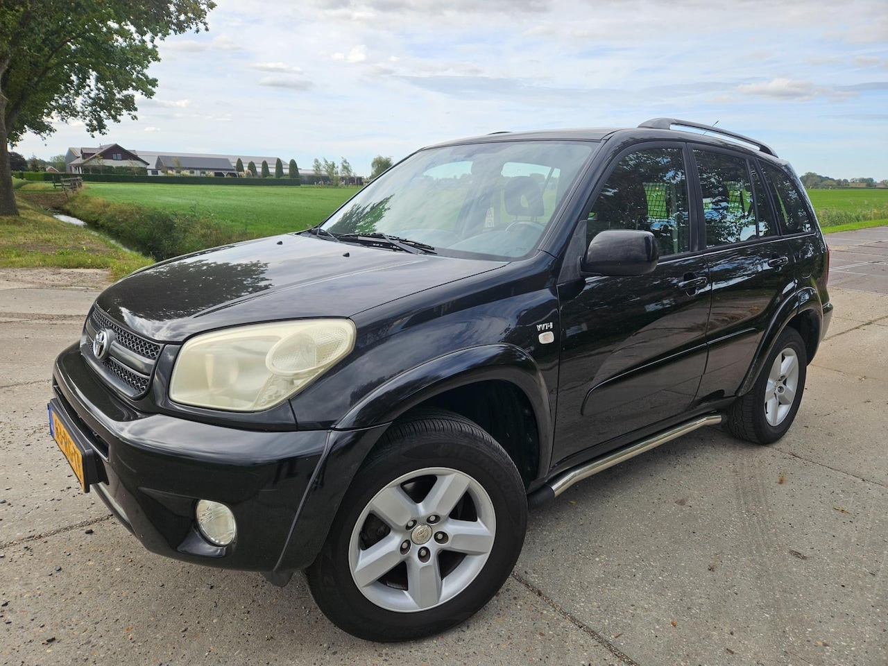 Toyota RAV4 - 2.0-16V VVT-i Sol/ climatronic/ 4 wheel drive/ 4x4 - AutoWereld.nl
