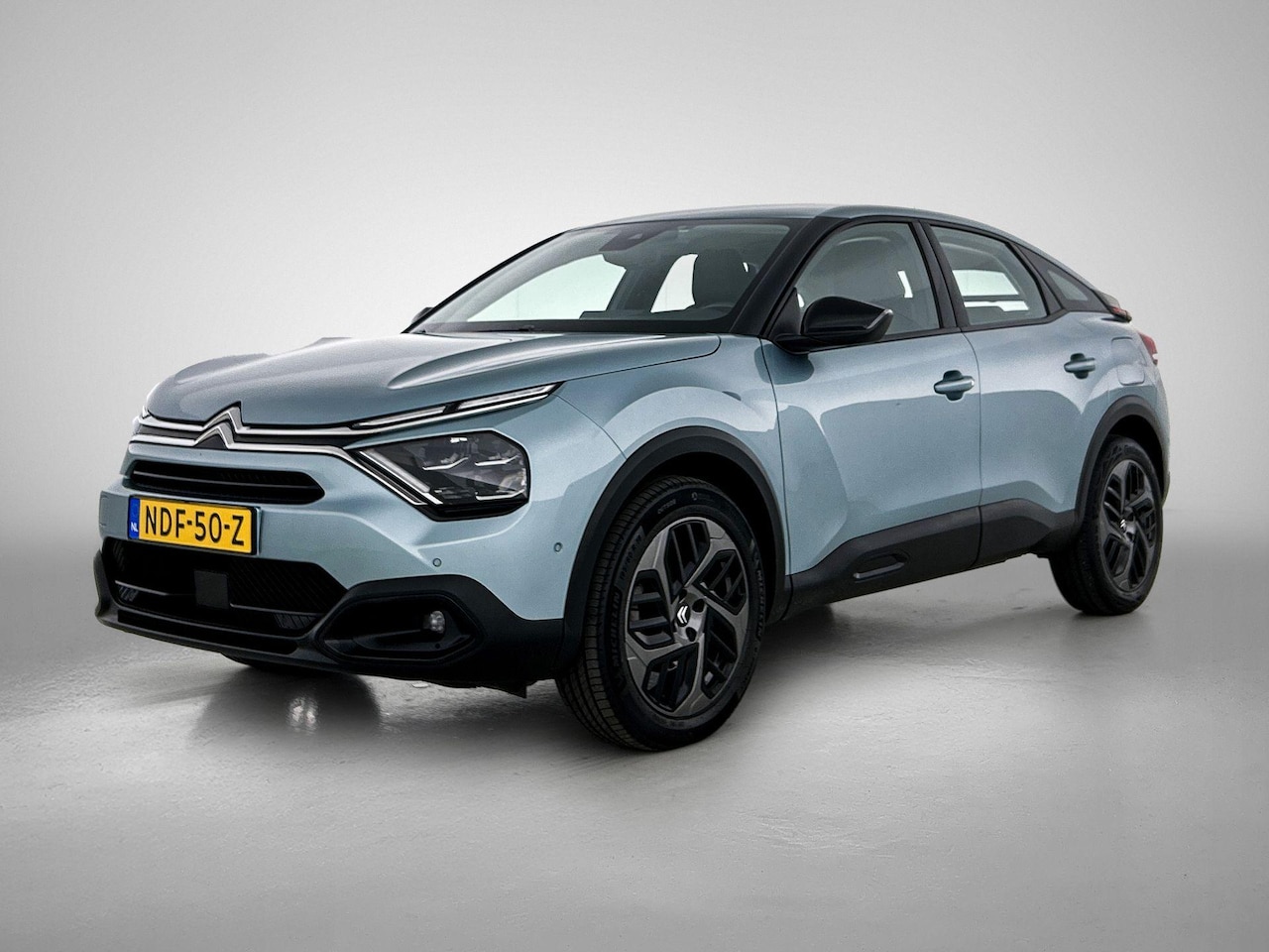 Citroën C4 - 1.2 Puretech Feel Edition CAMERA | NAVI & CARPLAY | AD-CRUISE - AutoWereld.nl
