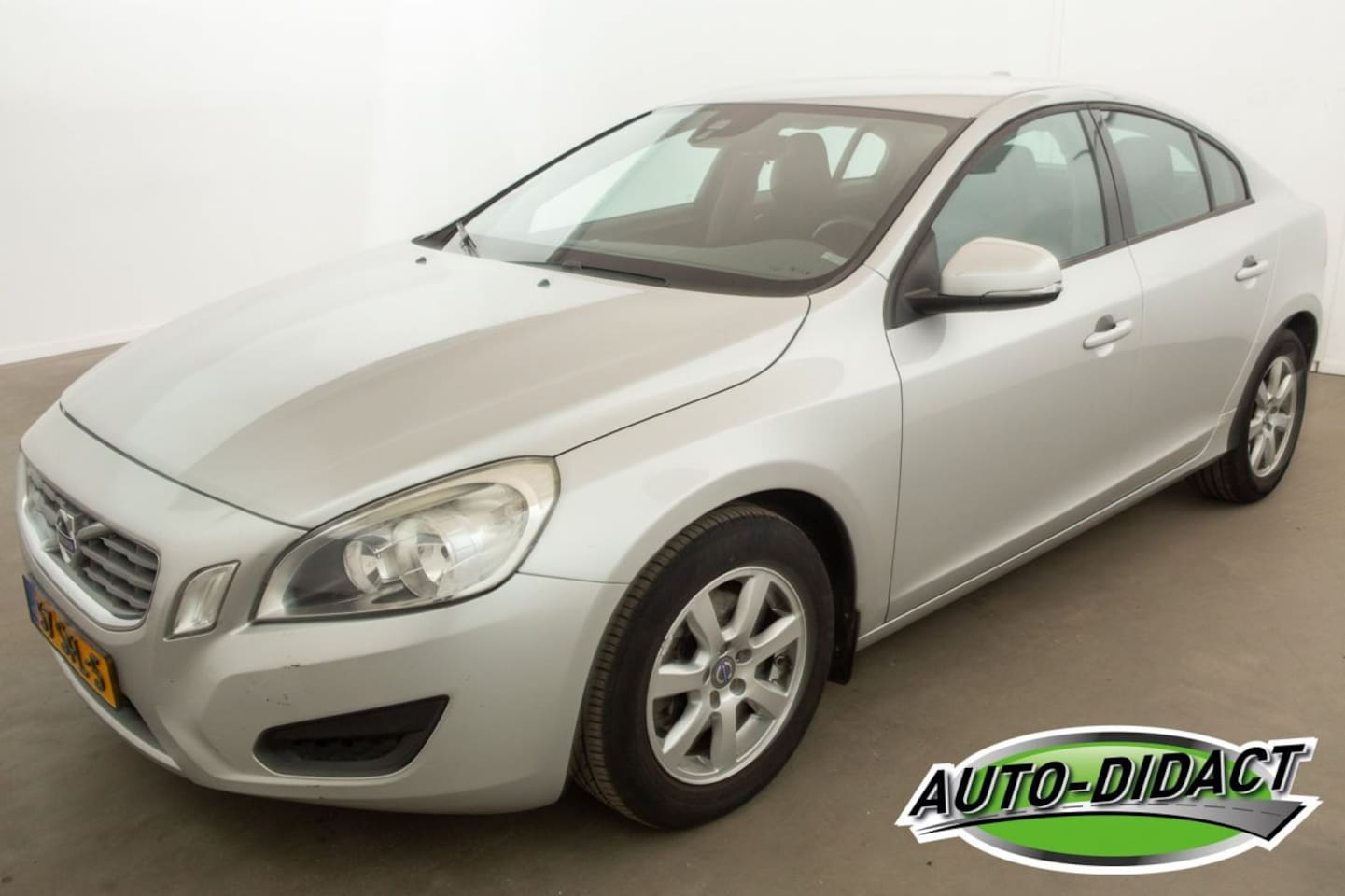 Volvo S60 - S-60 1.6 T4 Automaat Navi Clima - AutoWereld.nl
