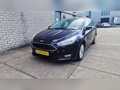 Ford Focus Wagon - 1.5 Titanium Edition 2e eigenaar Navigatie