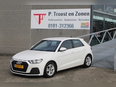 Audi A1 Sportback - 30 TFSI STERRENHEMEL Virtueel cockpit/Stoelverwarming/Keyless go/Bluetooth/Climate control