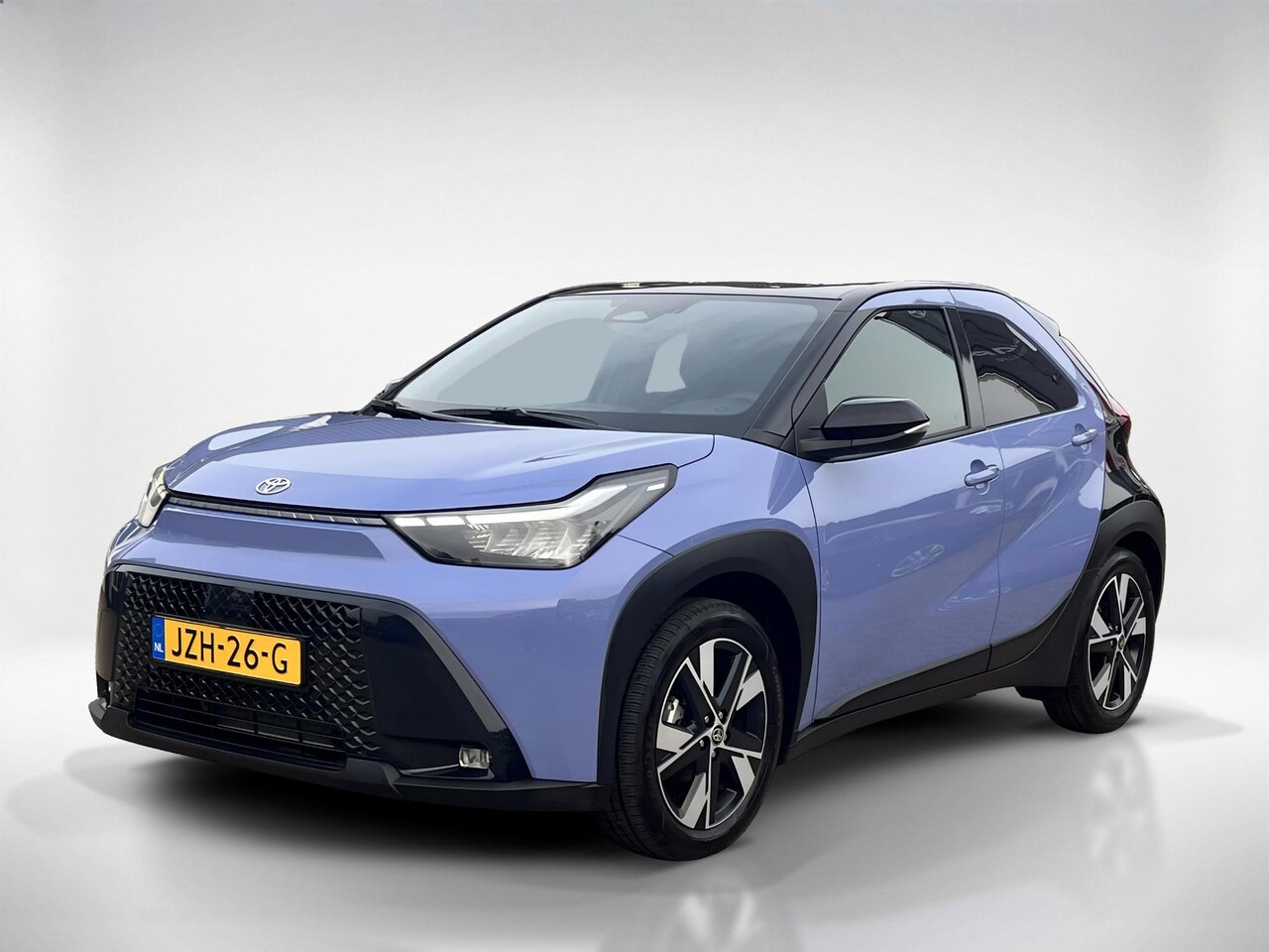 Toyota Aygo X - Hybrid 115 pulse | Carplay | Licht metalen velgen | Climate control | Draadloze telefoonla - AutoWereld.nl