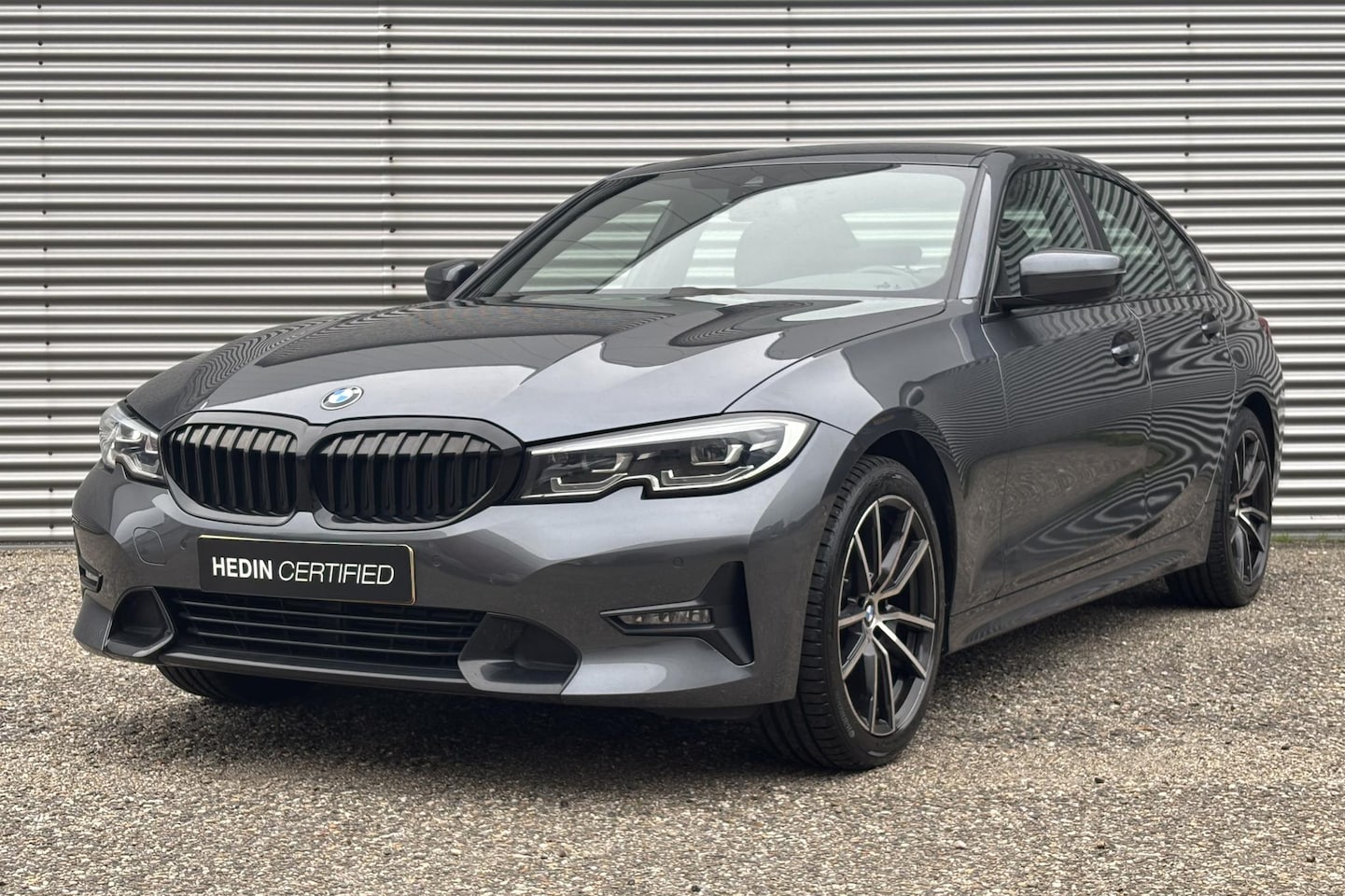 BMW 3-serie - 320i High Executive Edition / Nederlandse Auto / Navigatie / Lederen bekleding / Parkeerca - AutoWereld.nl