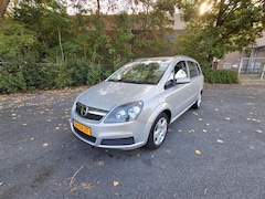 Opel Zafira - 2.2 Executive HOGE INSTAP 7 PRSN DAS FIJN