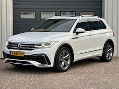Volkswagen Tiguan - 1.5 TSI R-Line Business+ PANO / 93.086 NAP