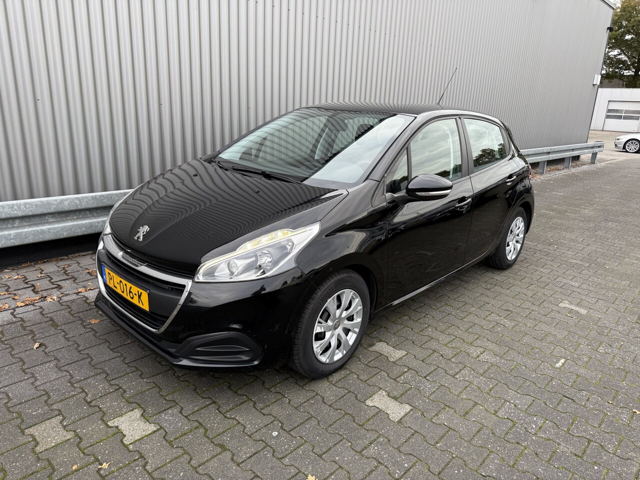 Peugeot 208 - 1.2 PureTech Active 144Dkm.NAP, 5-Drs, A/C, Navi, – Inruil Mogelijk – - AutoWereld.nl