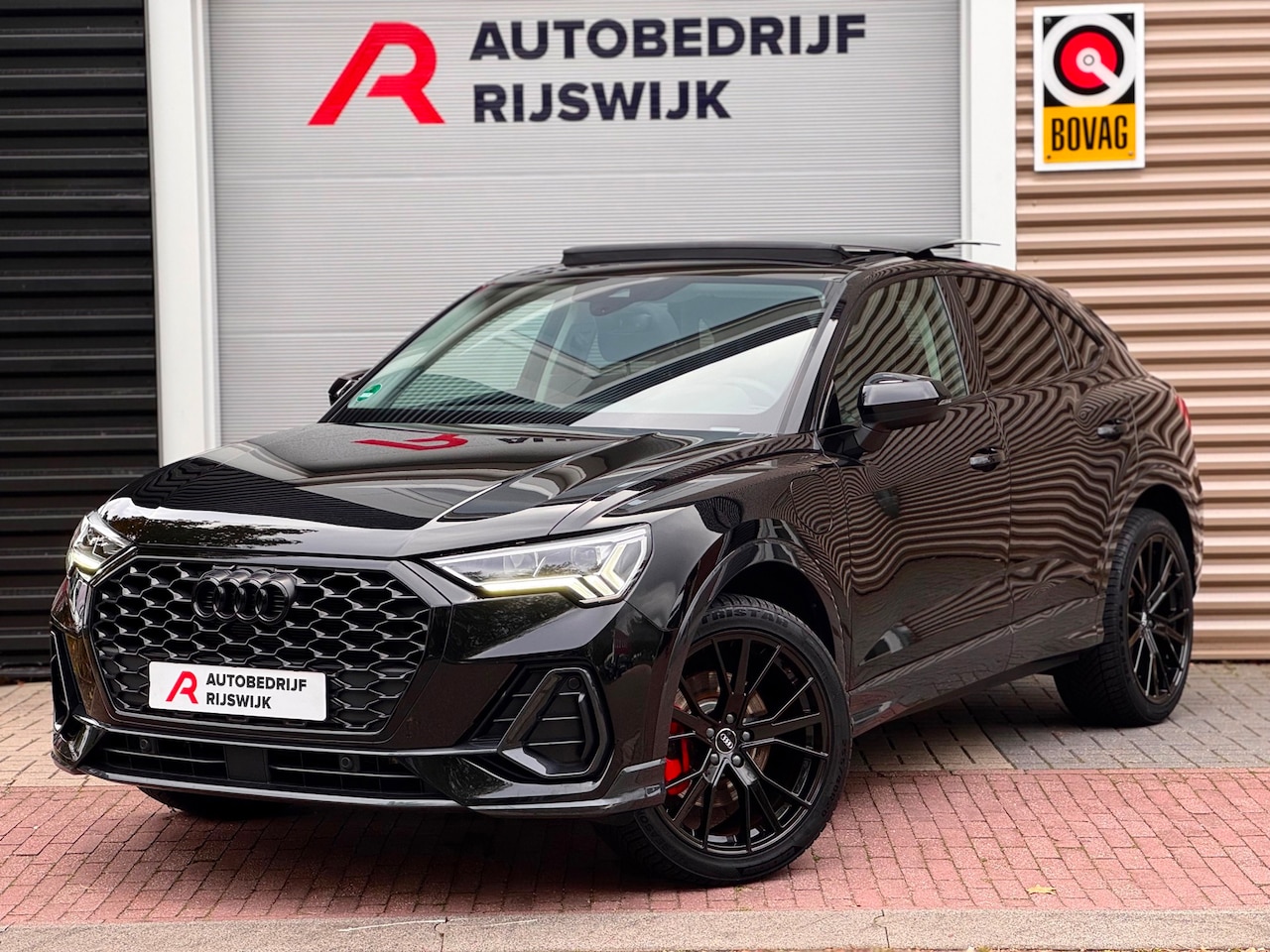 Audi Q3 Sportback - 45 TFSI e S-Line Pano/AppleCar/Camera - AutoWereld.nl