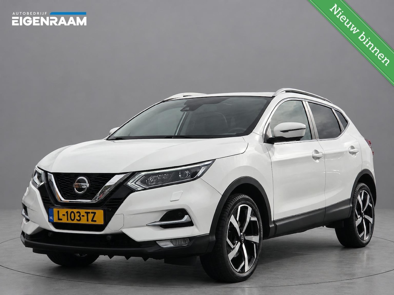 Nissan Qashqai - 1.3 DIG-T | Leder | Panoramadak | Trekhaak | Camera | Rijklaarprijs - AutoWereld.nl