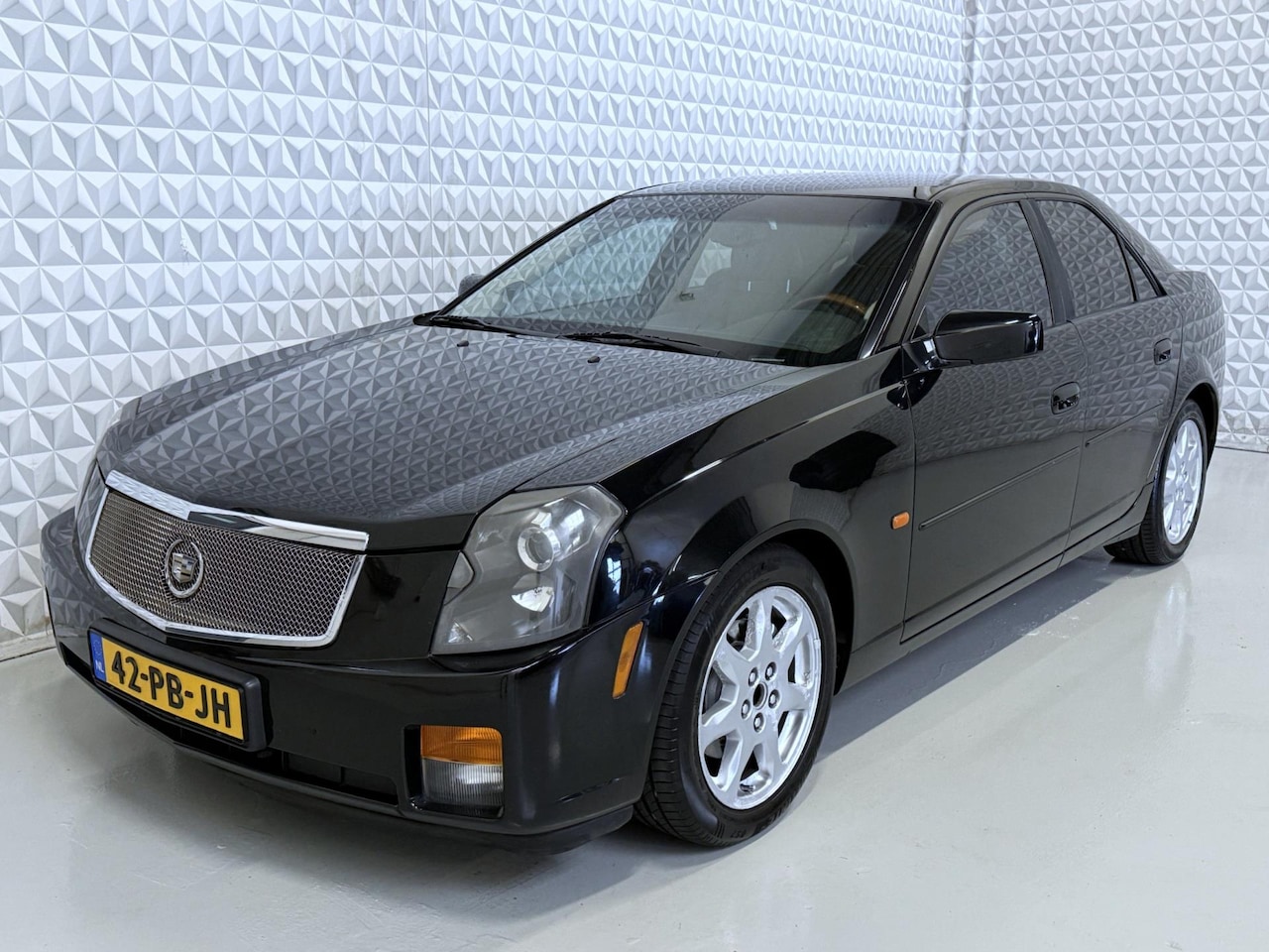 Cadillac CTS - 3.2 V6 Elegance AUTOMAAT Airco Clima Cruise VOL LEER (2004) - AutoWereld.nl