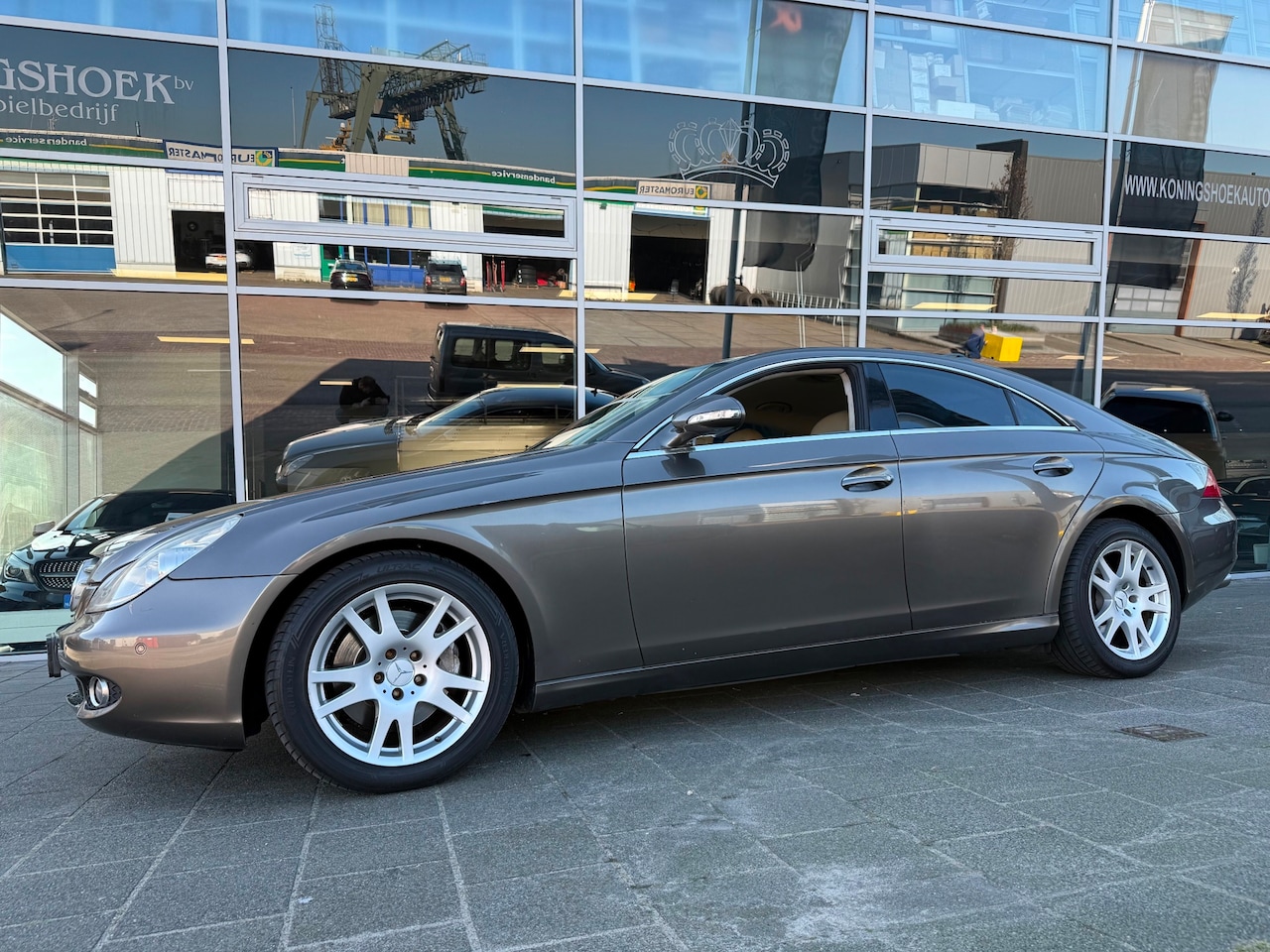 Mercedes-Benz CLS-klasse - 350 CGI Youngtimer - AutoWereld.nl