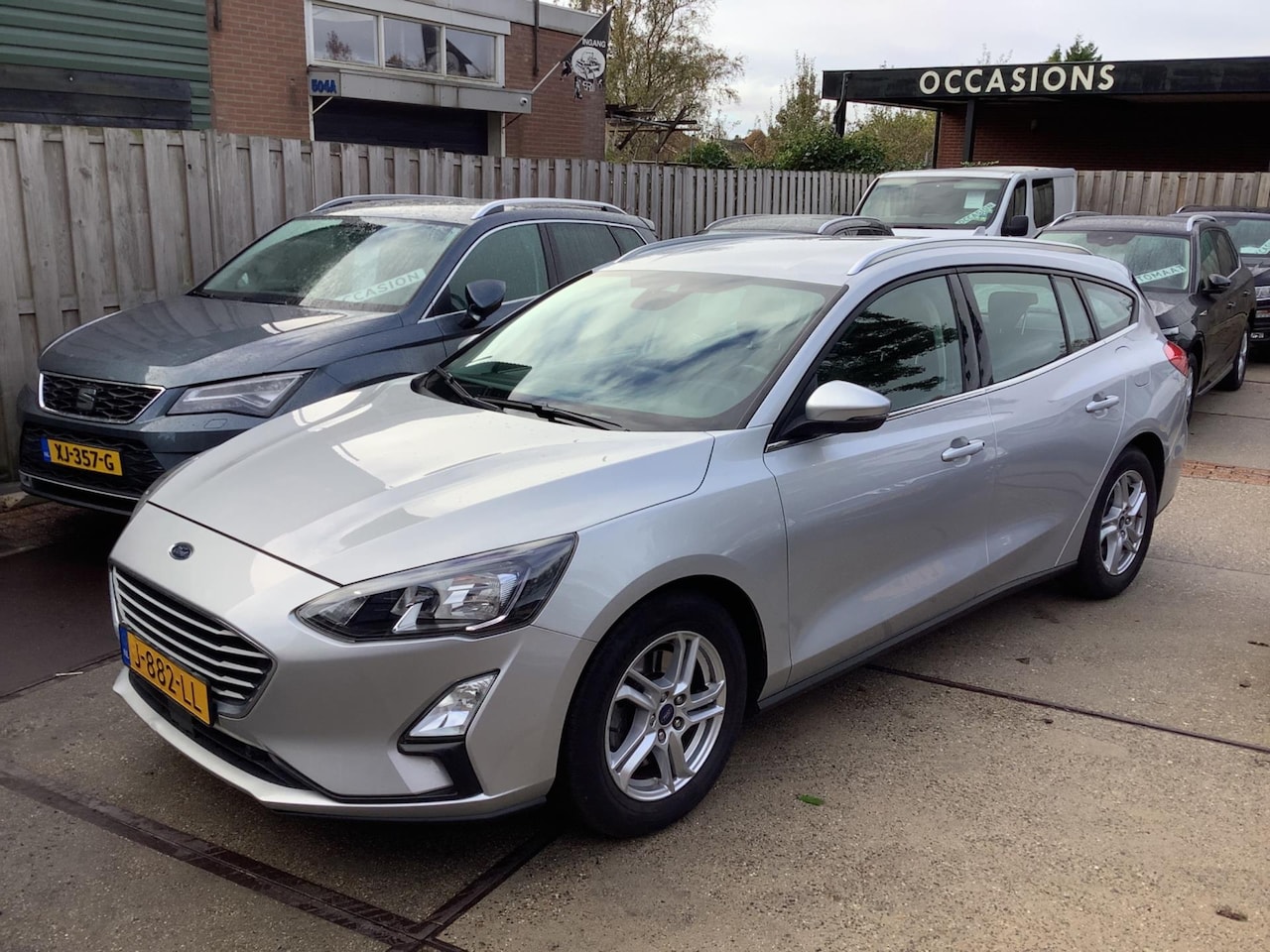 Ford Focus Wagon - 1.0 EcoBoost Trend Edition Business 1.0 EcoBoost Trend Edition Business - AutoWereld.nl