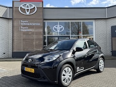 Toyota Aygo X - PLAY APPLE/ANDROID AIRCO AD-CRUISE CAMERA DAB+ NL-AUTO