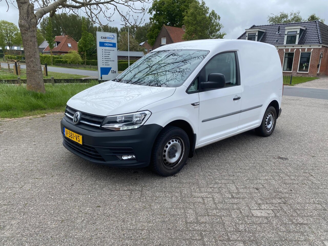 Volkswagen Caddy - 2.0 TDI L1H1 BMT Trendline 2.0 TDI L1H1 BMT Trendline - AutoWereld.nl