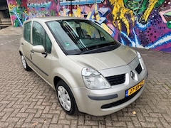Renault Modus - 1.4-16V Air. Voorzien van airco apk 18-9-2026 met 215dkm nap leuke goed rijdende dealer on