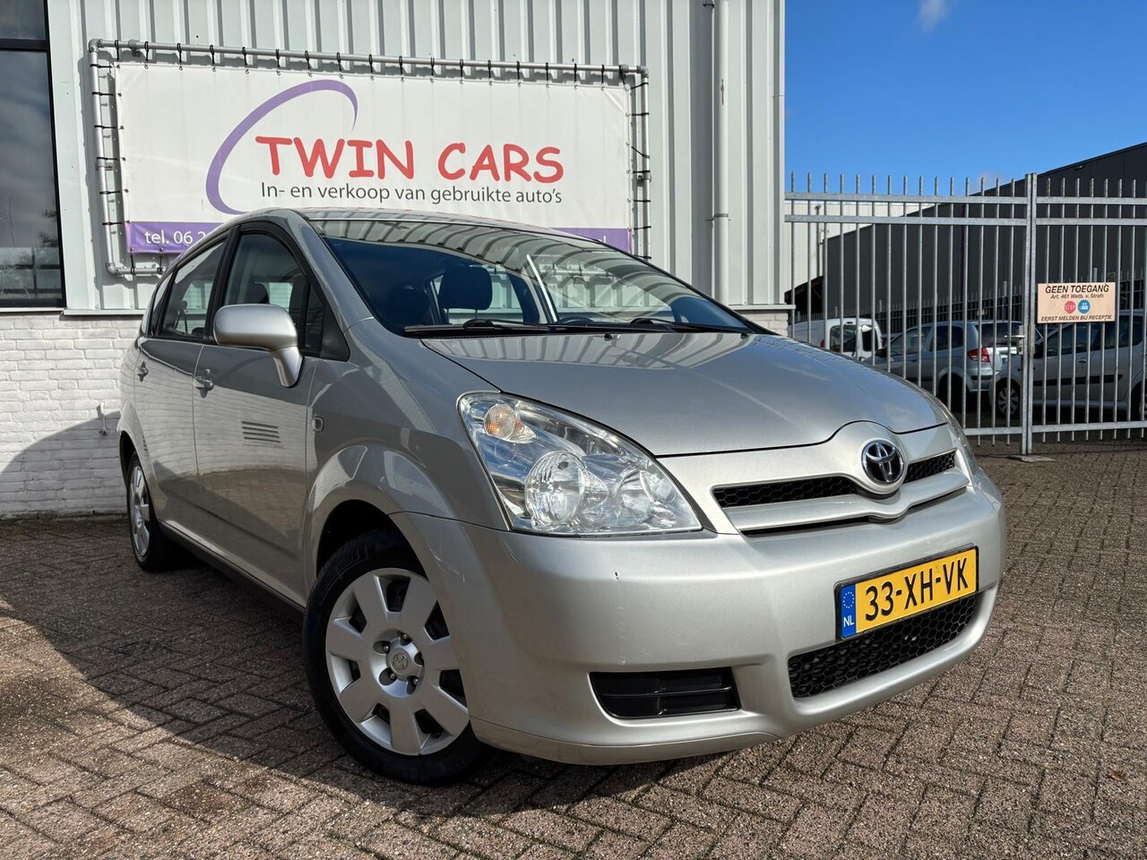 Toyota Verso - 1.6 VVT-i Terra 1.6 VVT-i Terra - AutoWereld.nl