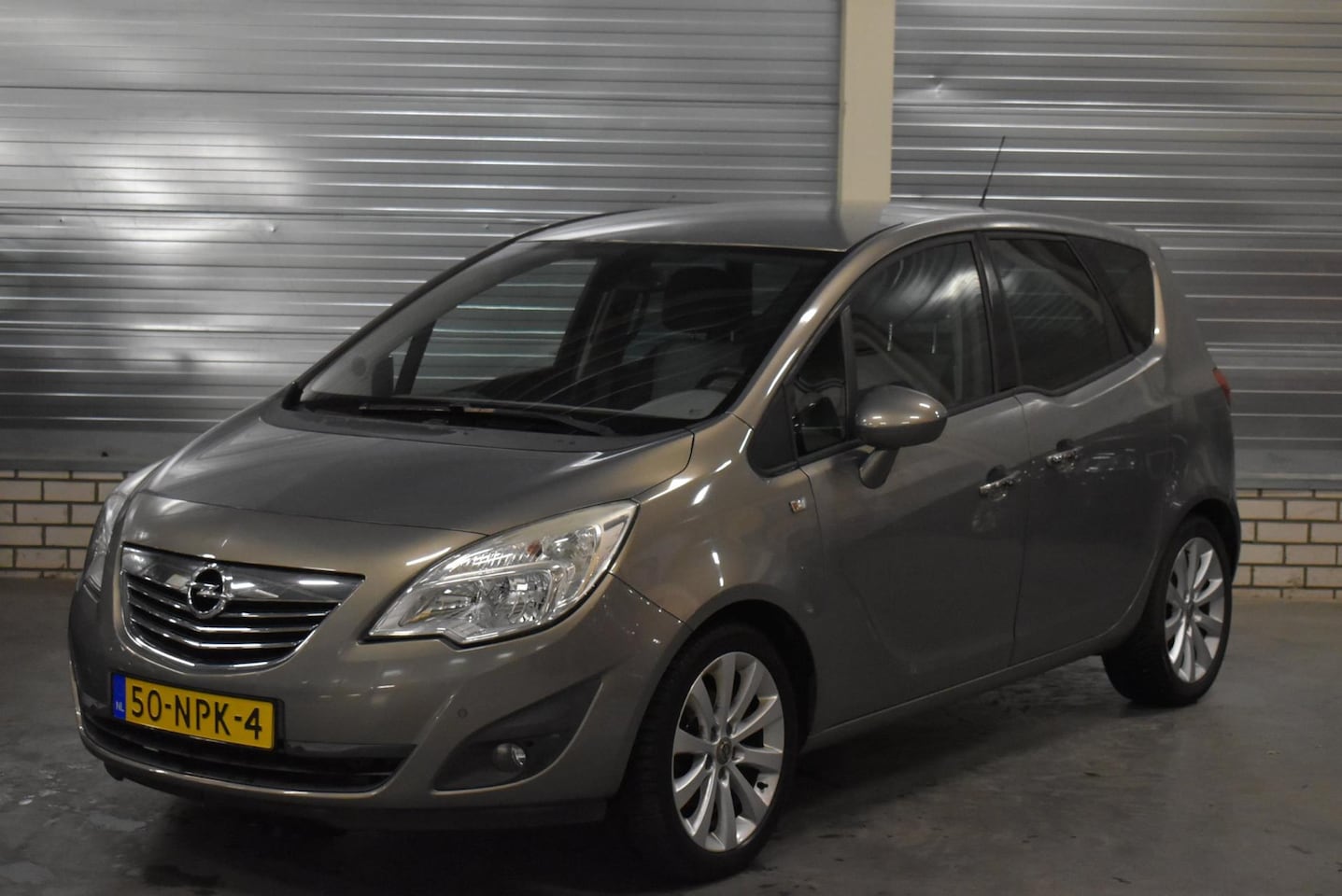 Opel Meriva - 1.4 Cosmo + Parkeersensoren Voor en Achter|Cruise Control|Climate Control| - AutoWereld.nl