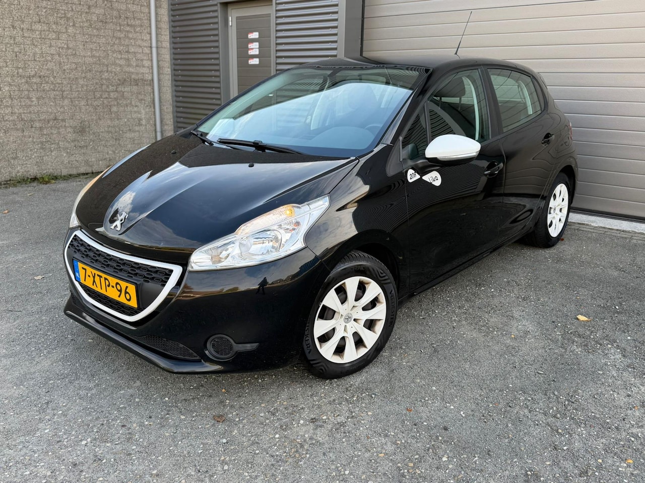 Peugeot 208 - 1.0 Vti LIKE 1.0 VTi LIKE - AutoWereld.nl