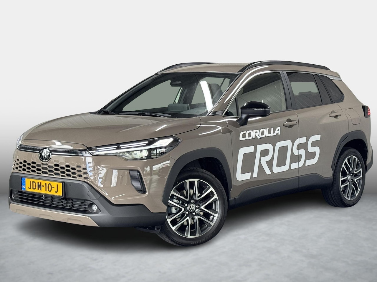 Toyota Corolla Cross - Hybrid 140 Dynamic Stoel Stuurverwarming - AutoWereld.nl