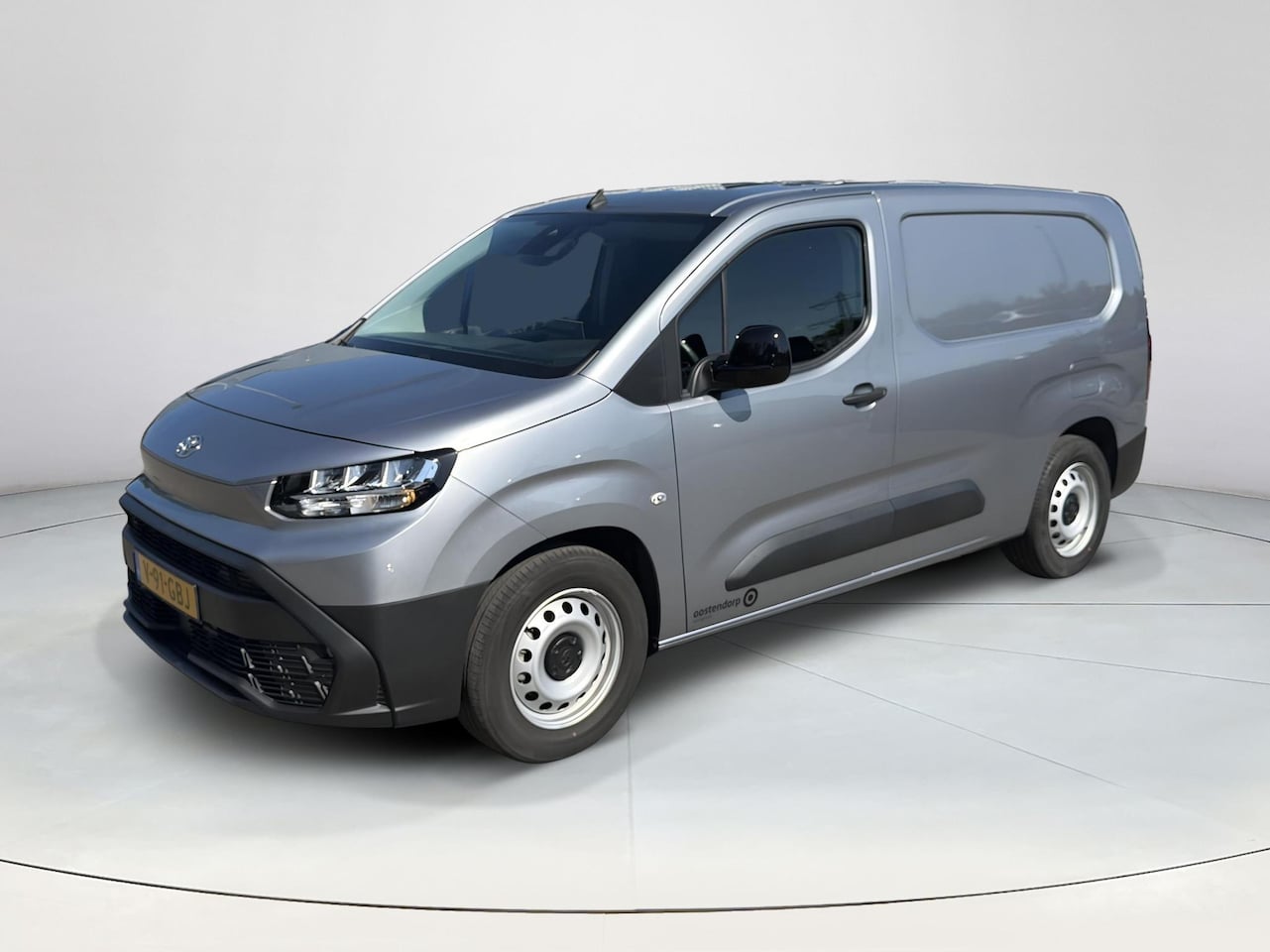 Toyota PROACE CITY Electric - Navigator Long 50 kWh | Snellader | Trekhaak | Lat-om-lat en laadvloer | - AutoWereld.nl