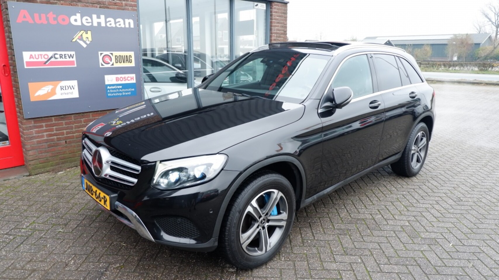 Mercedes-Benz GLC-klasse - 350e 4MATIC Prest. Pano/AMG-Line/ACC/Camera - AutoWereld.nl
