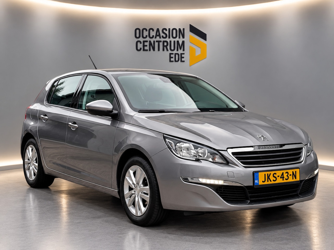 Peugeot 308 - 1.2 PureTech Stoelverwarming | Camera | Trekhaak | NW APK! - AutoWereld.nl