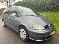 SEAT Alhambra - 2.0 TDI Ecomotive 7 persoons - Koppeling hoog