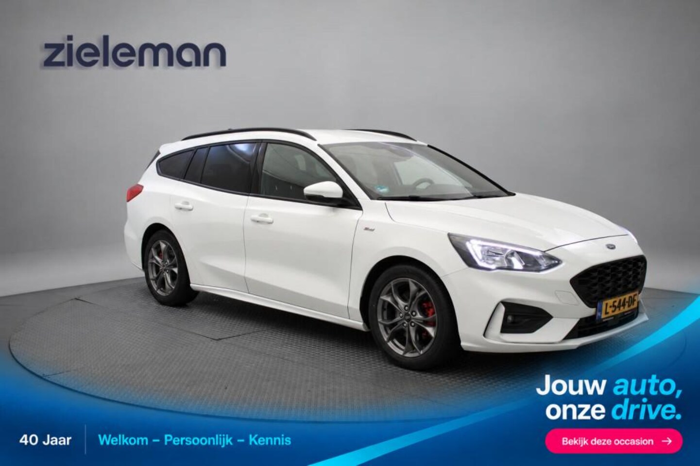 Ford Focus Wagon - 1.5 EcoBoost ST Line X Business Automaat - Digitaal Cockpit, Carplay, Camera, Stoelverw. - AutoWereld.nl