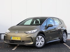 Volkswagen ID.3 - Pure 52 kWh 170 pk | SOH 99% | Navigatie | Cruise control | Stoel- & Stuurverwarming | LED
