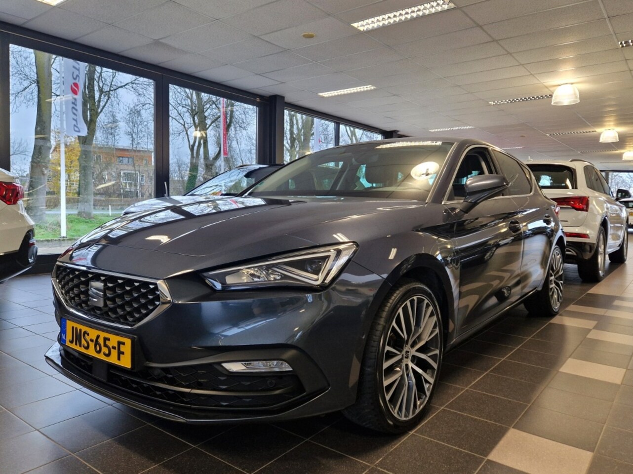 SEAT Leon - 1.4 TSI eH PHEV FR Xcellence | Adaptivecruise - AutoWereld.nl