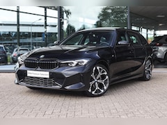 BMW 3-serie Touring - 320i M Sport Automaat / Panoramadak / Trekhaak / Sportstoelen / M Sportonderstel / Achteru