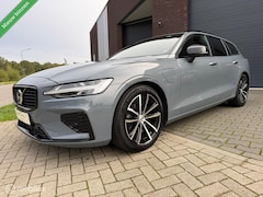 Volvo V60 - 2.0 T6 Plug-in hybrid AWD Plus Dark