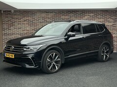 Volkswagen Tiguan Allspace - 1.5 TSI R-Line 7-PERSOONS 7P IQ HEADUP PANORAMA 3X R