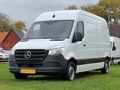 Mercedes-Benz Sprinter - 211 CDI L2H2//MBUX//PDC//3-zits