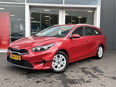 Kia Cee'd Sportswagon - Ceed 1.5 T-GDi DynamicLine Trekhaak | Cruise control | Climate control | LM Velgen | Apple