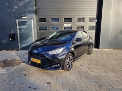 Toyota Yaris - 1.5 Hybrid 115 First Edition | Park sens. | Dodehoek | Camera | ACC | Carplay