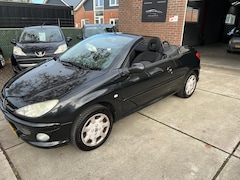Peugeot 206 CC - 1.6-16V - NEW APK - ELECT.RAMEN - CARPLAY - CABRIO - CENTRL.DEUREN - STUURBEKR - HARDTOP