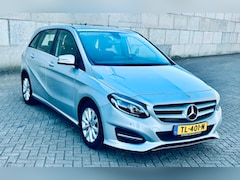 Mercedes-Benz B-klasse - 180 Ambition AUTOMAAT LEER LED LICHTEN