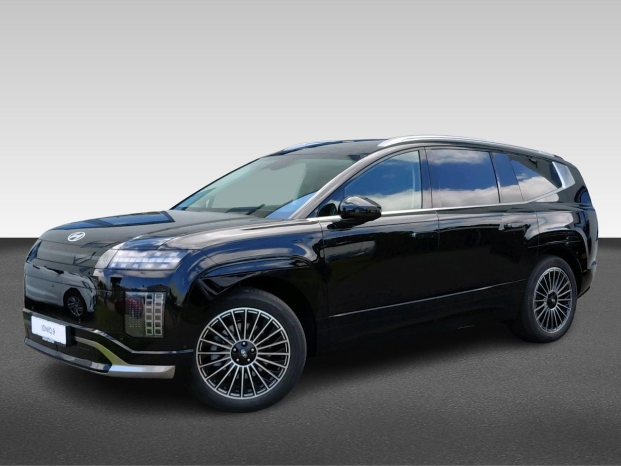 Hyundai IONIQ 9 - Lounge AWD 7p. 110.3 kWh VAN €81.990 VOOR €76.990 - AutoWereld.nl