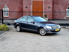 Mercedes-Benz C-klasse - 180 CGI BlueEFFICIENCY Avantgarde / Xenon / Parkeersensoren / Stoelverwarming