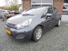 Kia Rio - 1.2 CVVT ComfortLine / 1 ste eigenaar / weinig km / NAP