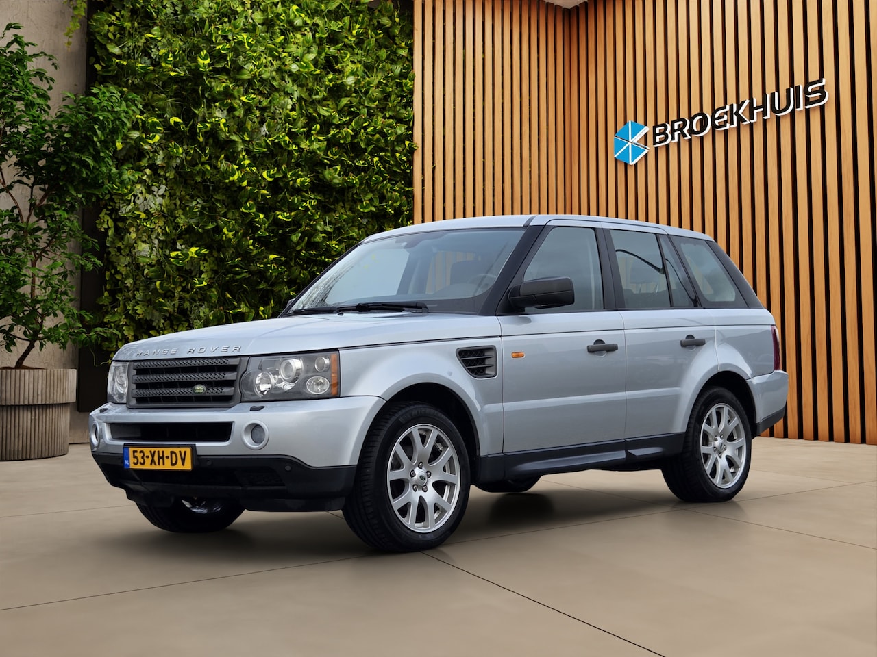 Land Rover Range Rover Sport - 2.7 TdV6 SE | NL-auto | 2e Eigenaar | Incl. 20" winterset | Trekhaak | Schuifdak - AutoWereld.nl