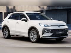 Volkswagen T-Roc - 1.5 eTsi Life First Edition 116 PK Automaat | Nieuwe T-Roc | Apple Carplay draadloos | Cam