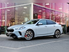 BMW 2-serie Gran Coupé - 220 M Sport Automaat / Sportstoelen / Achteruitrijcamera / M Adaptief onderstel / Adaptiev
