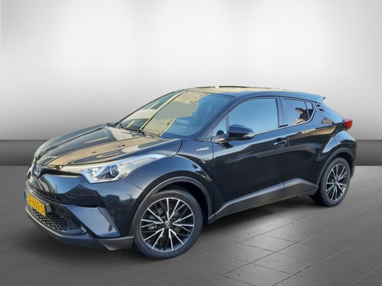 Toyota C-HR - 1.8 Hybrid Dynamic Trekhaak/Camera/Cruise-control - AutoWereld.nl